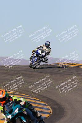 media/Dec-18-2022-SoCal Trackdays (Sun) [[8099a50955]]/Turns 9 and 10 Set 1 (1045am)/